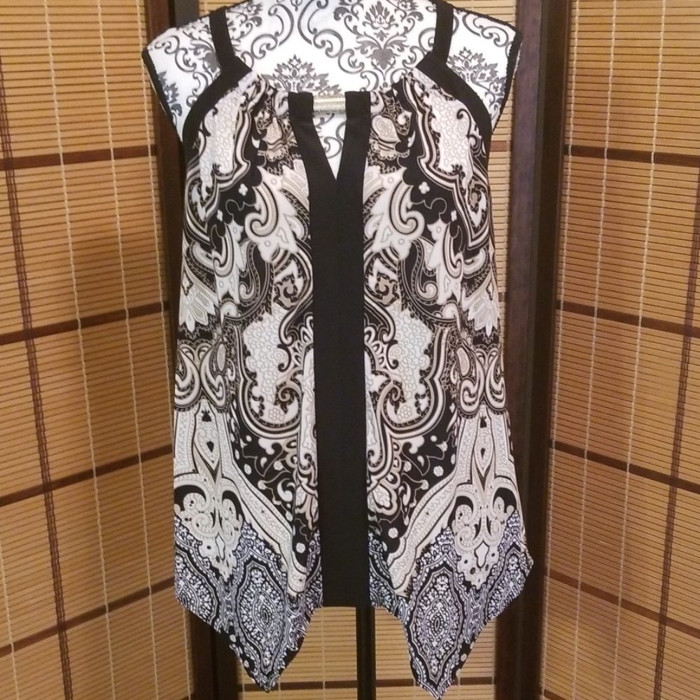 Ladies INC sleeveless top